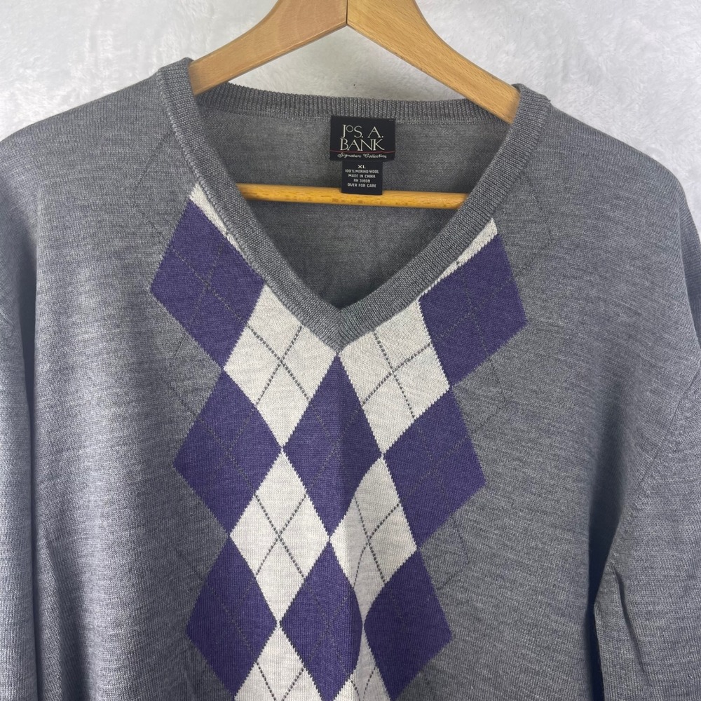 Jos A Bank Signature Collection Gray 100% Merino‎ Wool Argyle V Neck Sweater XL